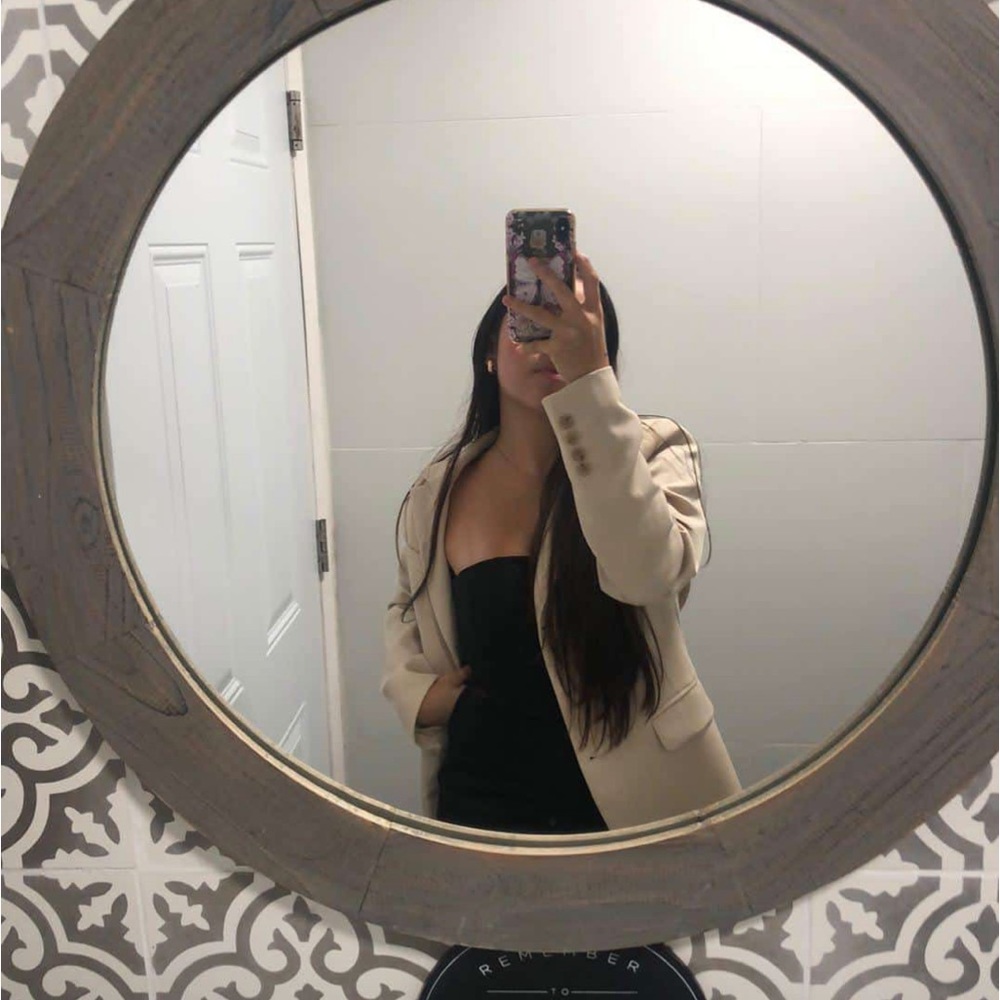 Meet your Posher, Karoll